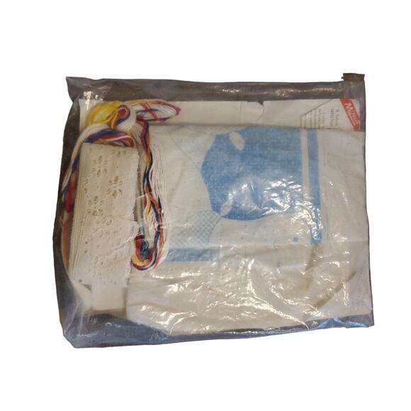 Vintage 80's McNeill Needlework Stencil Stitching Kits Geese 5178 Throw Pillow - Picture 2 of 5